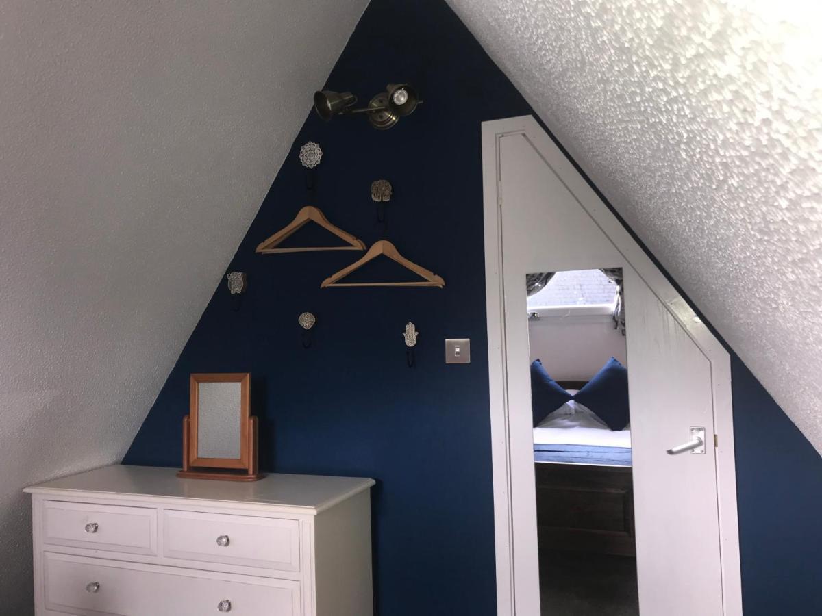 Foxes Sea Side Retreat Deluxe Chalet Is A Lovely Holiday Home Tucked Away On The Kent Coast Kingsdown  외부 사진