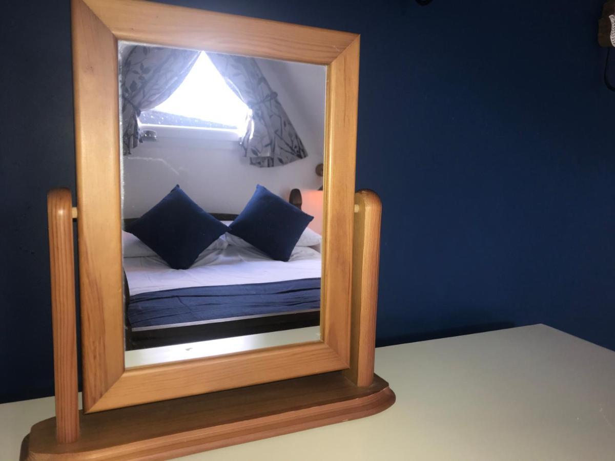 Foxes Sea Side Retreat Deluxe Chalet Is A Lovely Holiday Home Tucked Away On The Kent Coast Kingsdown  외부 사진